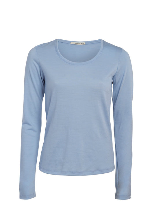 Detailed with a scoop neckline, this layering essential is soft and breathable to wear all seasons.