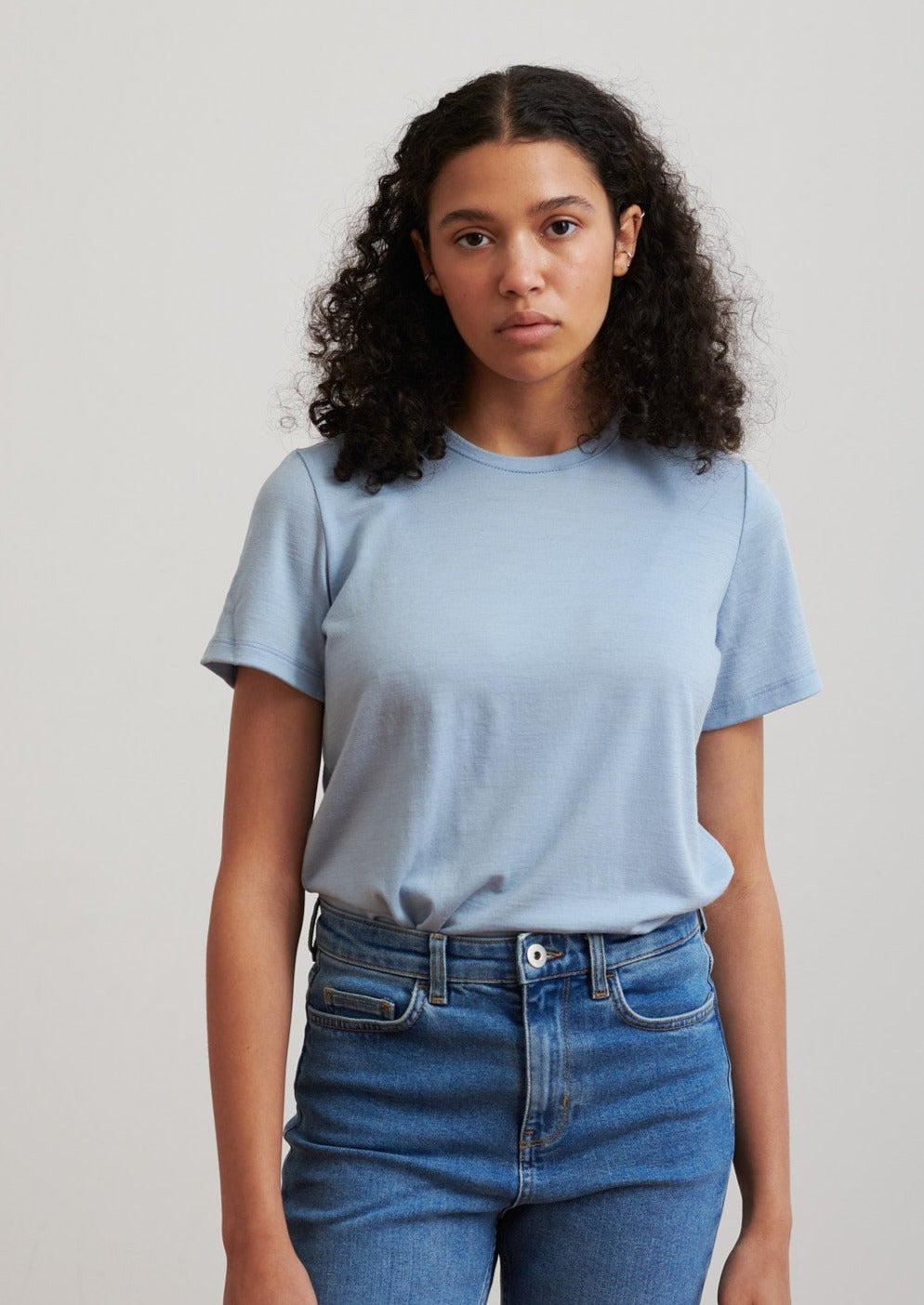 Our classic t-shirt made in New Zealand from ethical wool is soft and breathable and designed to wear all seasons.